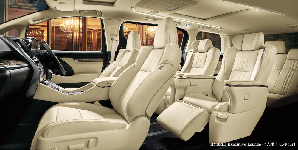 HYBRID Executive Lounge (7人乗り·E-Four)