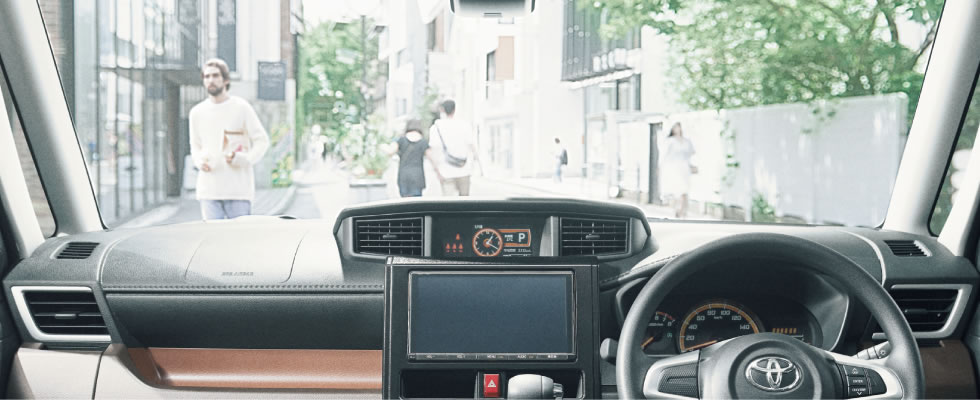 高いアイポイントと広い前方視界で運転しやすい