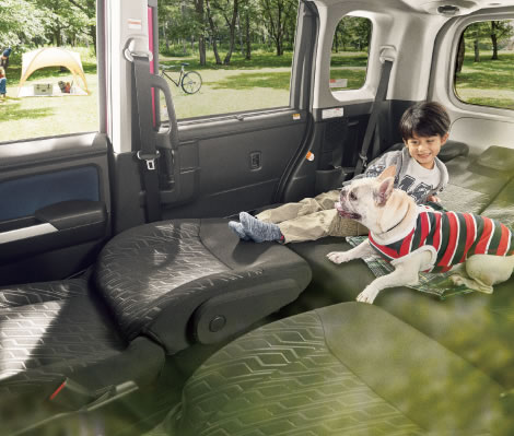 広々とした室内空間